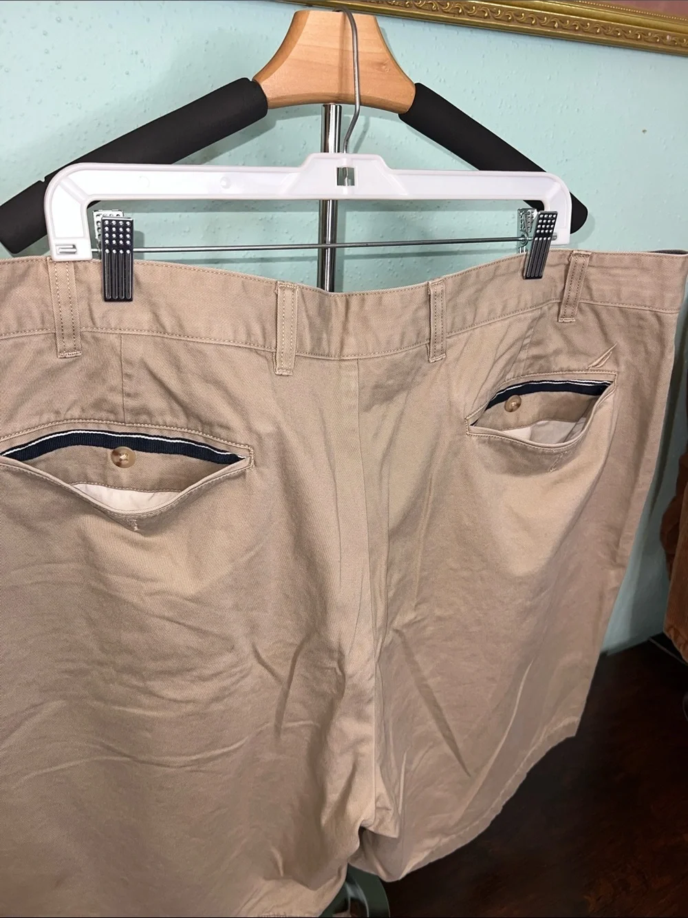 Nautica Men's Light Tan Flat-Front Shorts